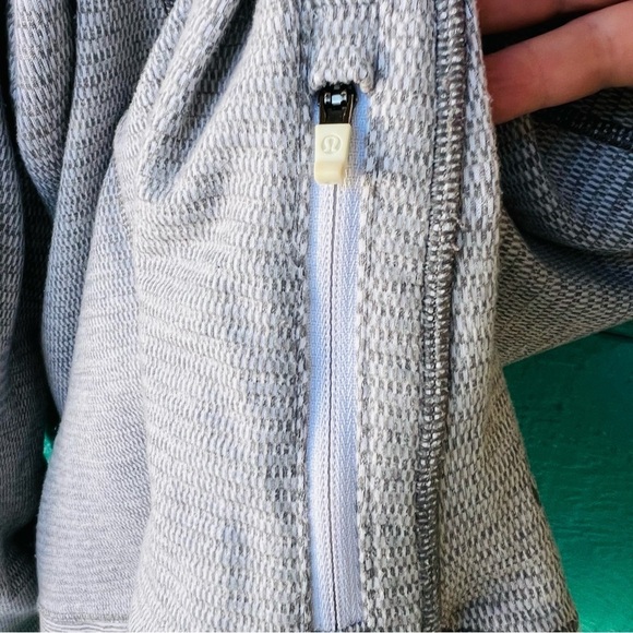 Lululemon Think Fast Hoodie Mini Check Pique White Heathered Slate SIZE 6 - Picture 2 of 8